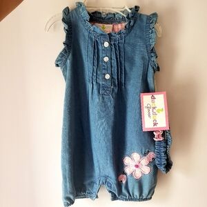 NWT Duck Duck Goose Chambrey Baby Infant Outfit 6m